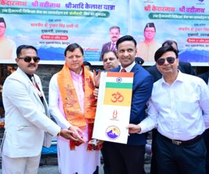 चिकित्सकों के दल को मुख्यमंत्री धामी ने किया रवाना