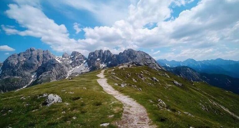 उत्तराखंड में इको फ्रेंडली माउंटेन ट्रेल्स विकसित किए जाने से ग्रामीण पर्यटन को बढ़ावा मिलेगा