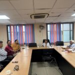 राजकीय मेडिकल कॉलेज एवं चिकित्सालय में प्राचार्य की अध्यक्षता में आयोजित सुपरस्पेशियलिटी विभागों की समीक्षा