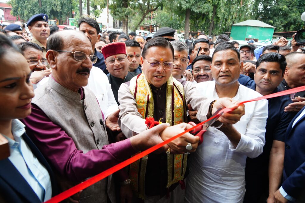 मुख्यमंत्री ने जुगमन्दर हॉल के नवीनीकरण कार्य का किया लोकार्पण, देहरादून में पार्कों के विकास कार्यों का शिलान्यास