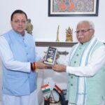 मुख्यमंत्री ने केंद्रीय ऊर्जा एवं आवास मंत्री से भेंट कर राज्य से संबंधित विभिन्न विषयों पर की चर्चा