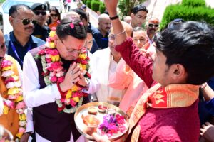 डोल आश्रम में मुख्यमंत्री ने श्री पीठम स्थापना महोत्सव में किया प्रतिभाग, 1100 कन्याओं का पूजन व माँ राजेश्वरी का अभिषेक