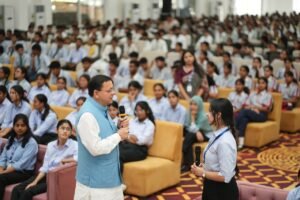 युवाओं को राज्य में ही मिलेंगे रोजगार और शिक्षा के अवसर,पलायन रोकने पर सरकार का जोर
