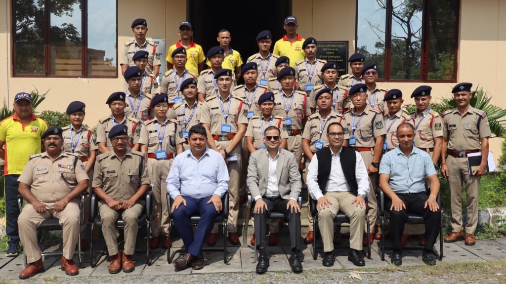 नार्थ ईस्टर्न पुलिस अकादमी(NEPA) के प्रशिक्षु अधिकारियों ने किया SDRF वाहिनी मुख्यालय का भ्रमण, आपदा प्रबंधन एवं रेस्क्यू कार्यप्रणाली की बारीकियों को जाना